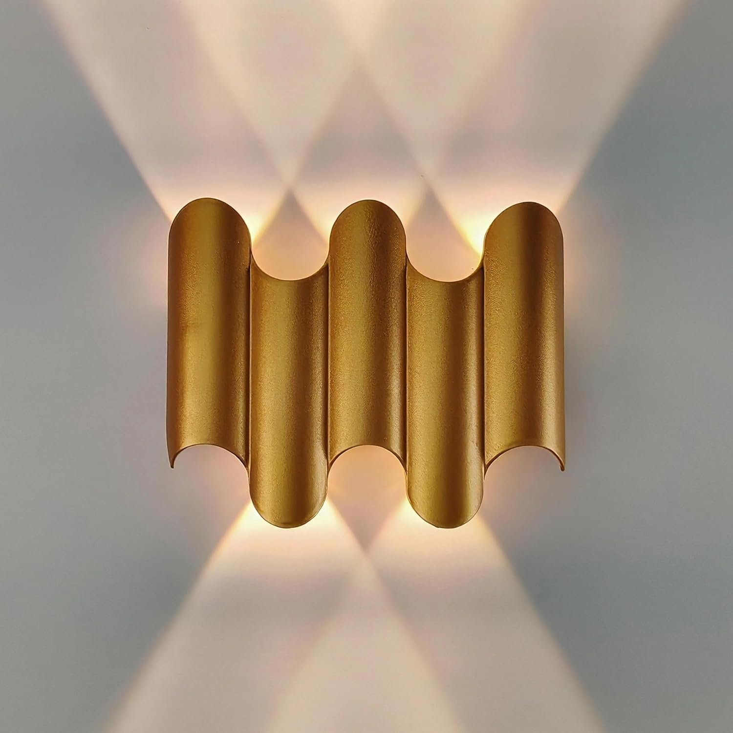 أبليك حائط LED فاخر بتصميم مموج بـ 5 نقاط إضاءة (2 وات لكل نقطة) – ذهبي بإضاءة ديكورية لأعلى ولأسفل داخلي و خارجي اجمالى القدرة 10 وات - صورة 10