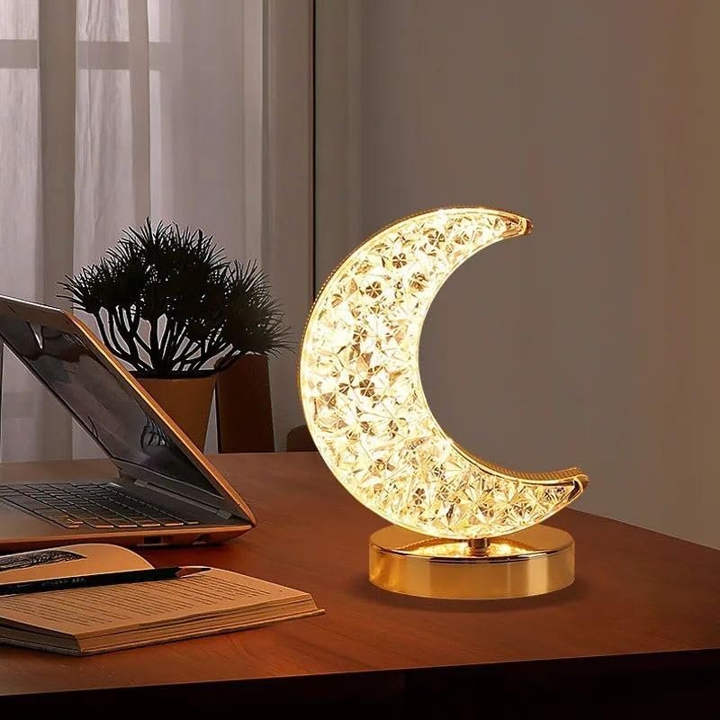 مبخرة كريستال ديكورية بإضاءة ليد هادئة تصميم هلال مع قاعدة ذهبية أنيقة تناسب ديكور المنزل والمكتب وغرف الجلوس ولمسة فنية راقية - صورة 9
