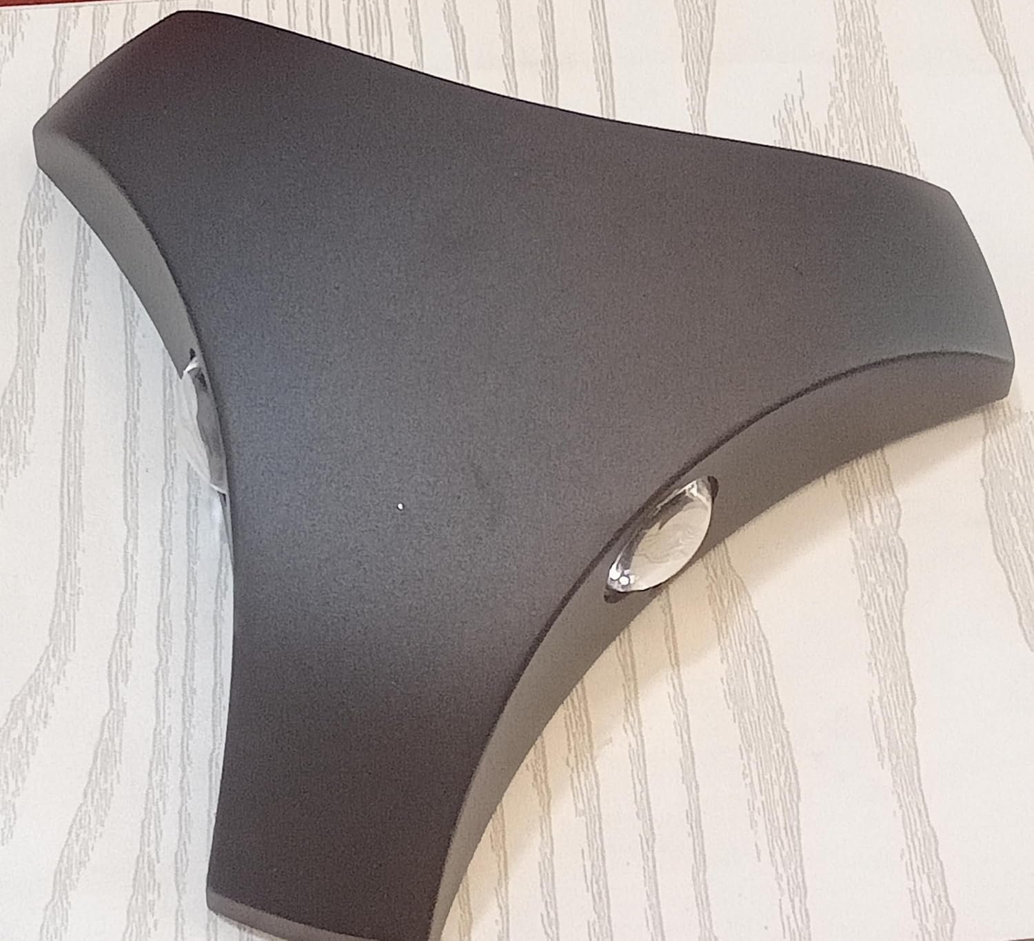 هوم لايت أبليك حائط LED معدني ثلاثي الاتجاهات، إضاءة RGB ملونة، هيكل أسود، 3 وات، 20×20×3 سم، للمداخل والصالات وغرف الألعاب - صورة 5