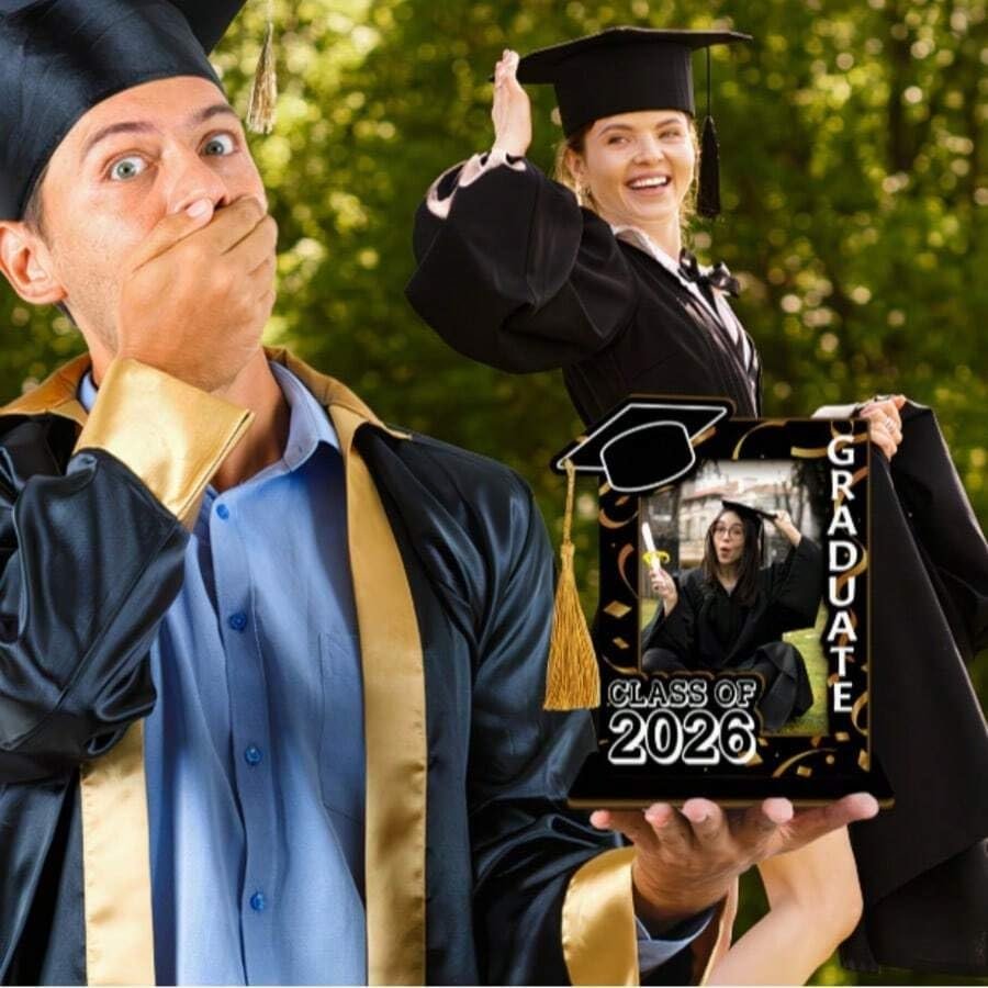 إطار صورة تخرج، Class of 2026، تصميم قبعة التخرج، أسود وذهبي، هدية للخريجين