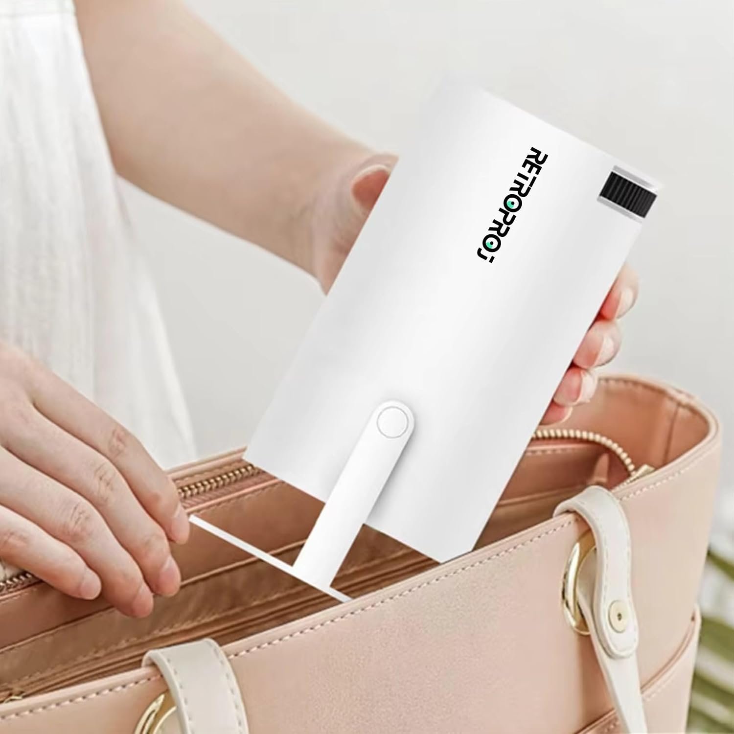 جهاز عرض HY300 برو صغير محمول واي فاي 6 من ريتروبروج، جهاز عرض ليد 1080P، بلوتوث 5.2، USB، مثالي للسينما المنزلية والأفلام والمسلسلات والعروض التقديمية - صورة 6